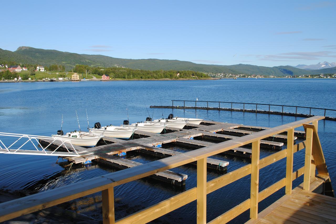 Furoy Hotel Apartments And Boating Sorreisa Exterior photo