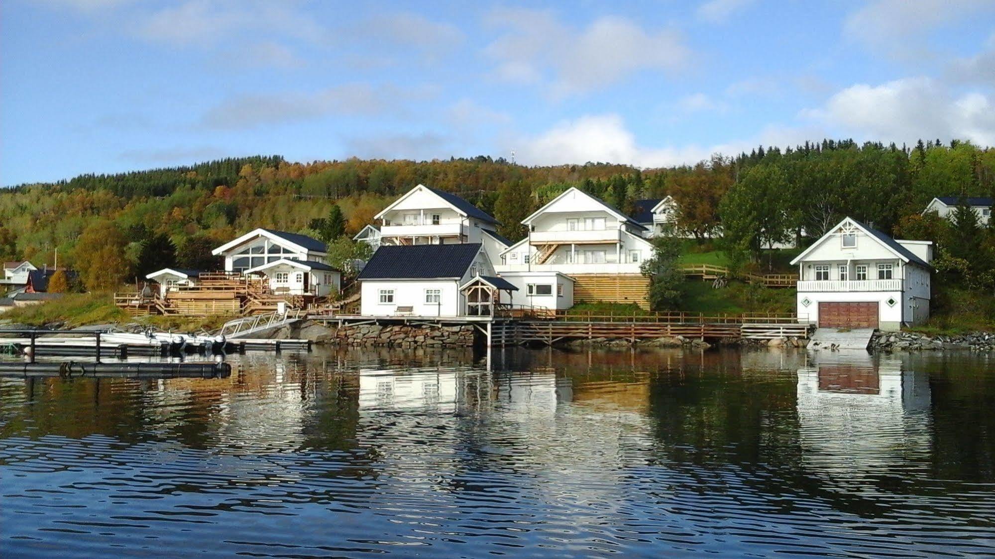 Furoy Hotel Apartments And Boating Sorreisa Exterior photo